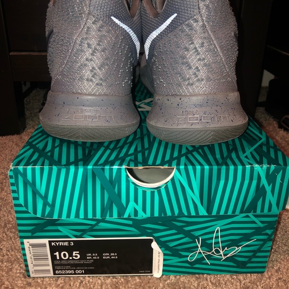 COPY - -Kyrie 3 Cool Gray - Picture 5 of 5